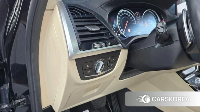 BMW X3 (G01) id 4663076 из Кореи 8