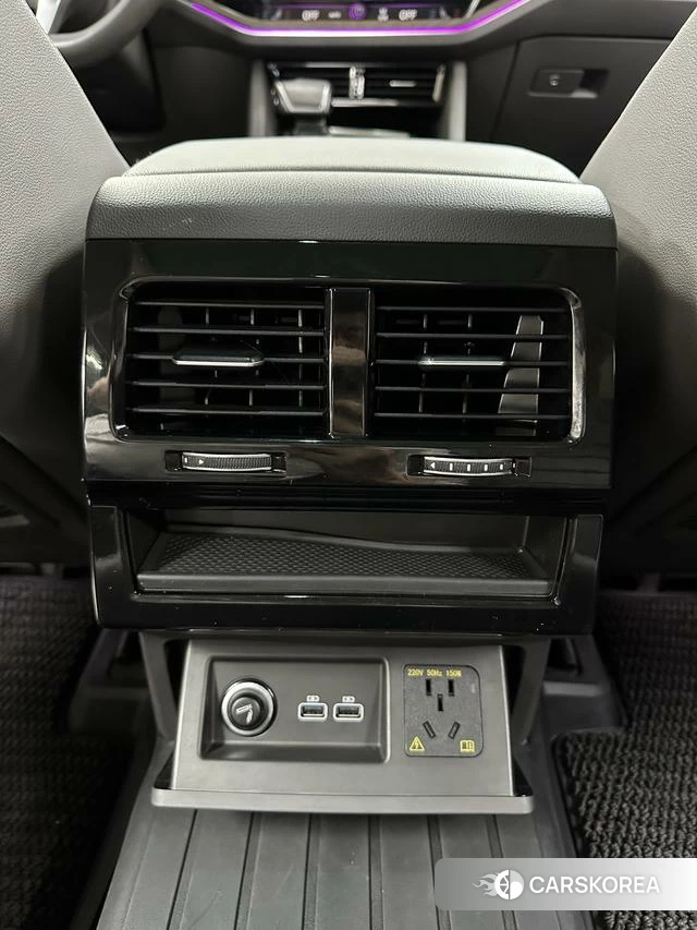 Volkswagen Touareg id 4213387 из Китая 8