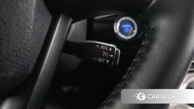 Toyota Prius 4th Generation id 4543643 из Кореи 8