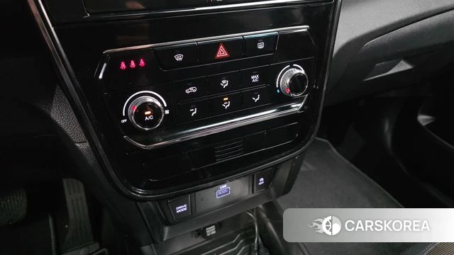 Ssangyong Tivoli Air id 4871796 из Кореи 8