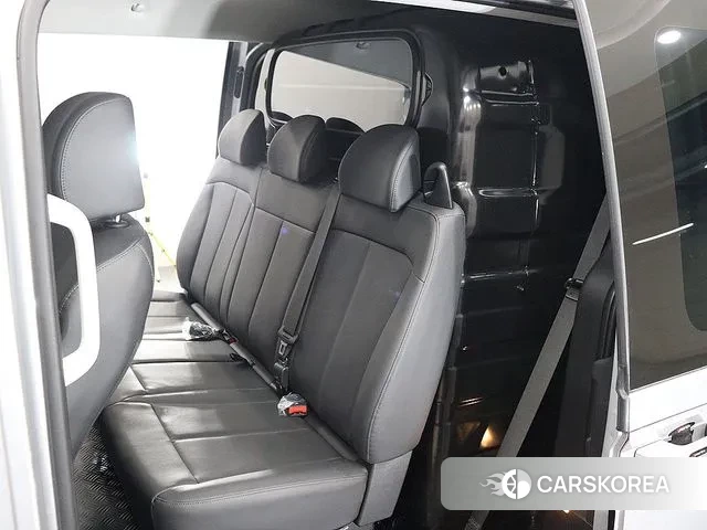 Hyundai Staria id 3734063 из Кореи 8