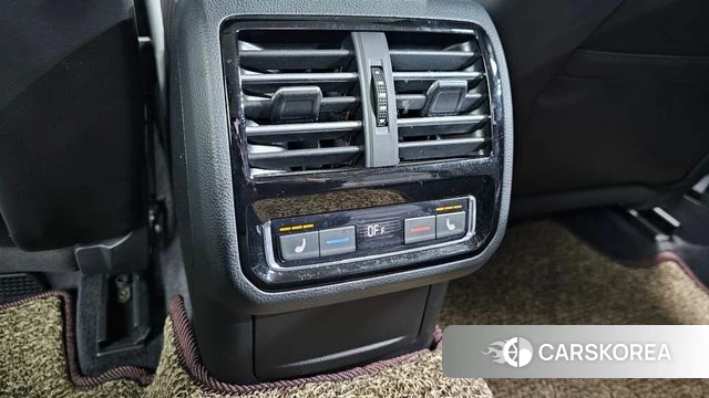 Volkswagen Passat GT (B8) id 4188656 из Кореи 8