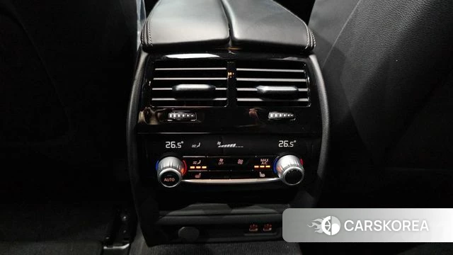 BMW 5 Series (G30) id 4594195 из Кореи 8