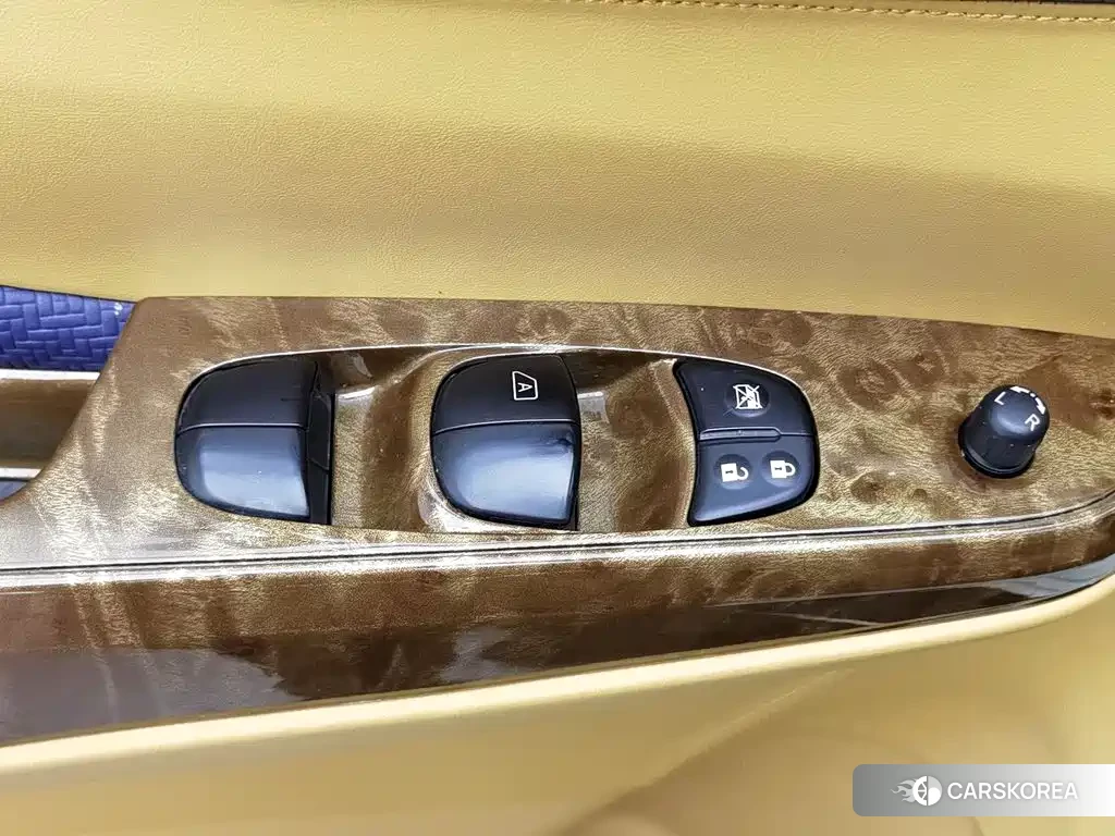 Nissan Terra id 4583728 из Китая 8
