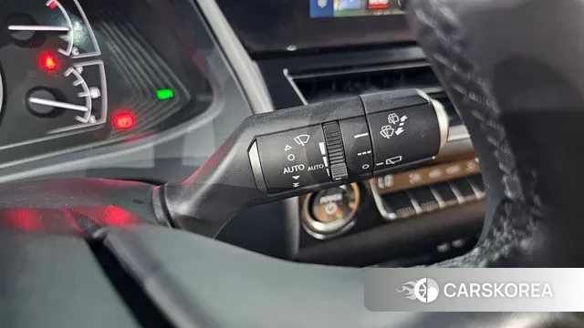 Lexus UX250h id 3256752 из Кореи 8