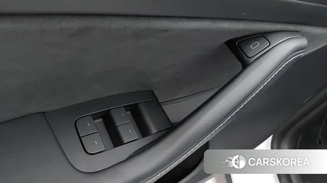 Tesla Model Y id 3477681 из Кореи 8