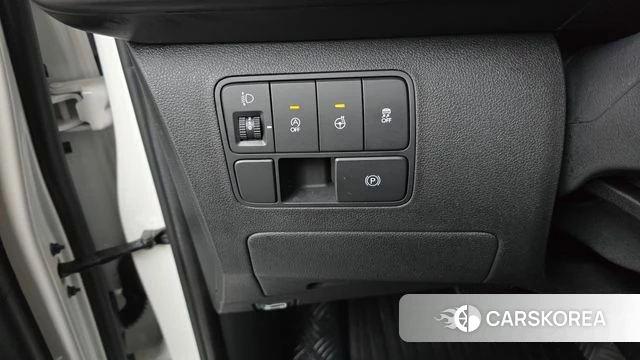 Hyundai Staria id 3865672 из Кореи 8