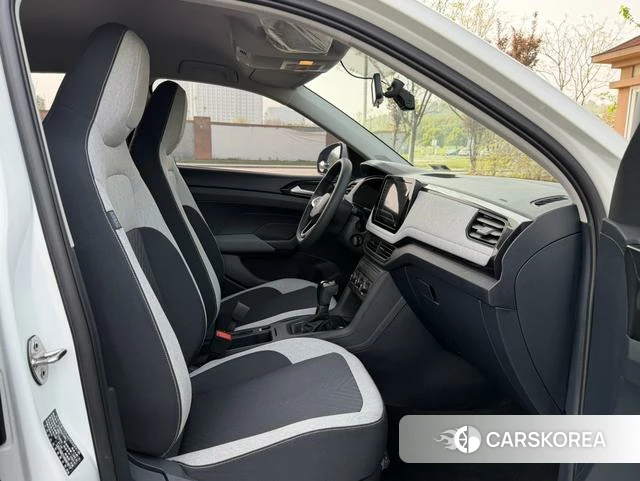 Volkswagen Tuyue id 3919466 из Китая 8