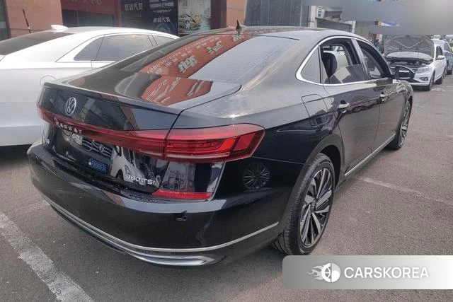 Volkswagen Passat id 4259851 из Китая 8