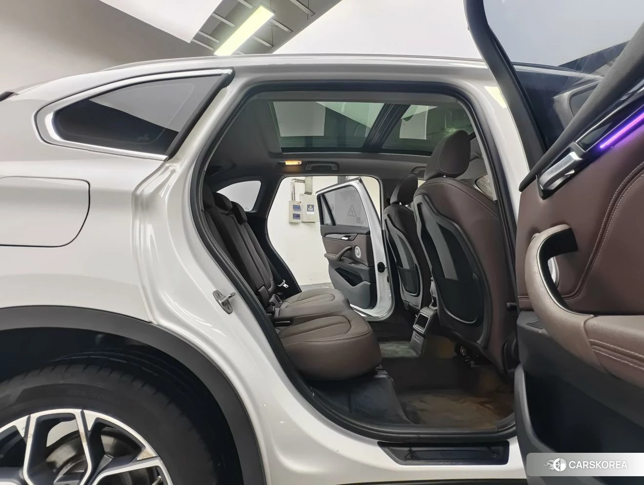 BMW X1 id 4493109 из Китая 8