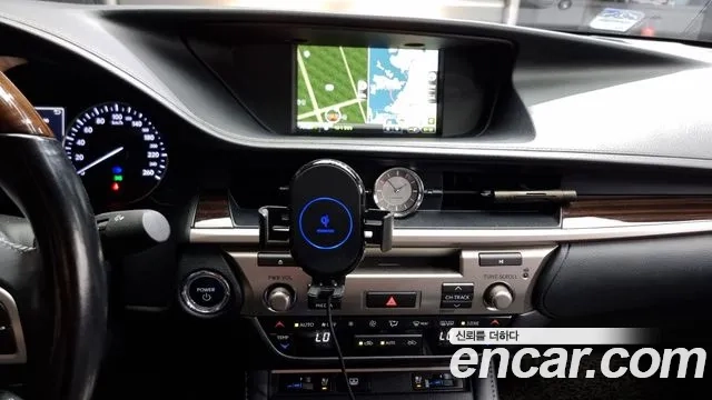 Lexus New ES300h id 2860666 из Кореи 8