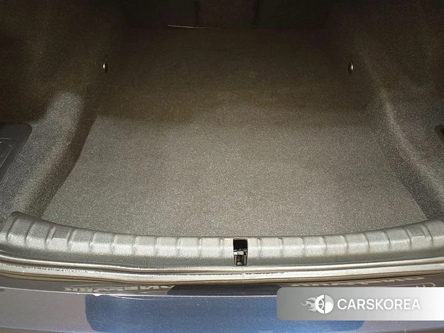 BMW 5 Series (G30) id 3866409 из Кореи 8