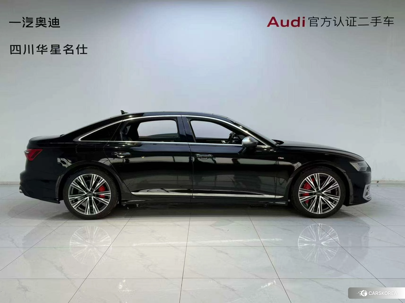 Audi A6L id 4487317 из Китая 8