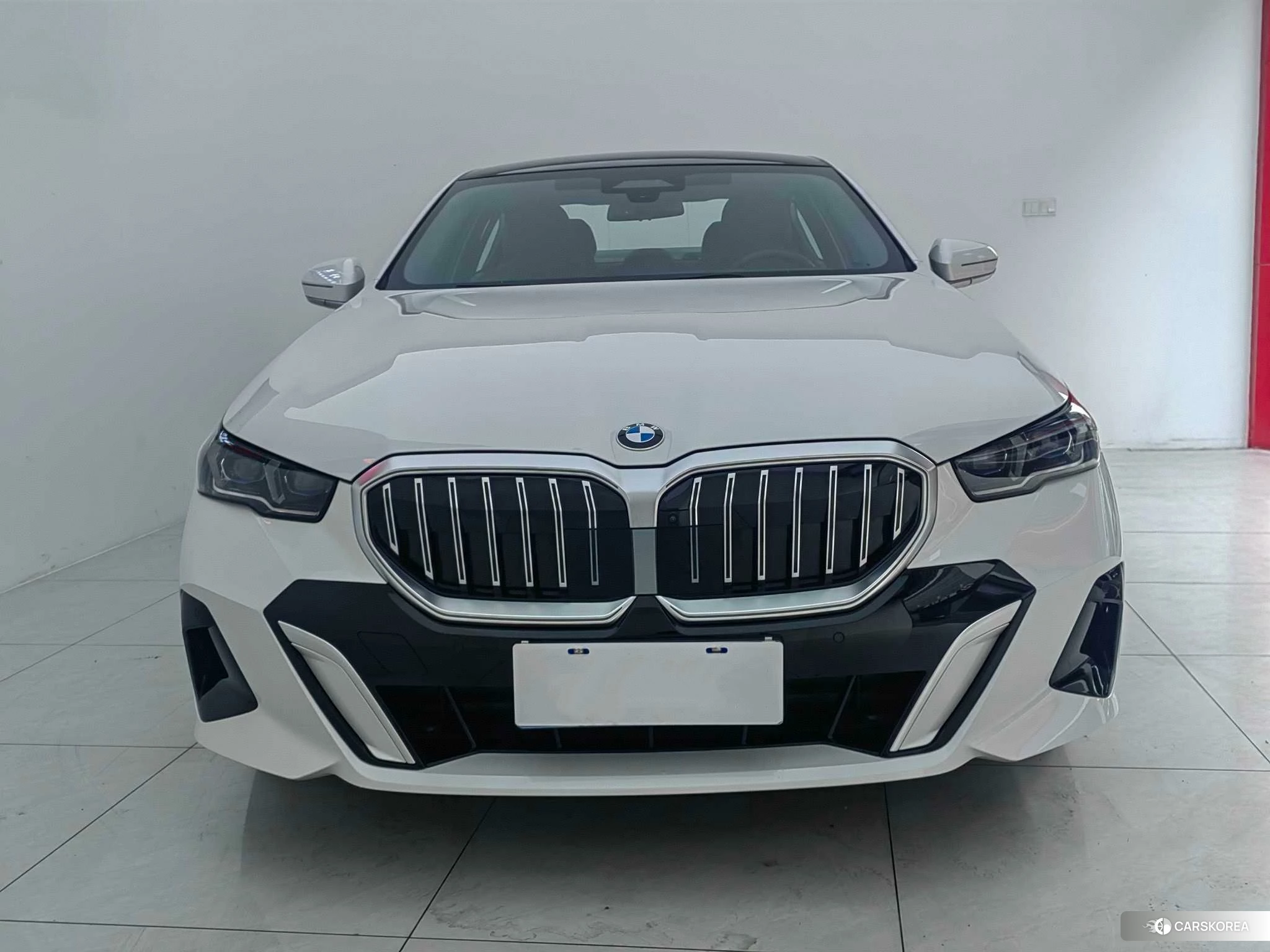 BMW 5 series id 4452637 из Китая 8