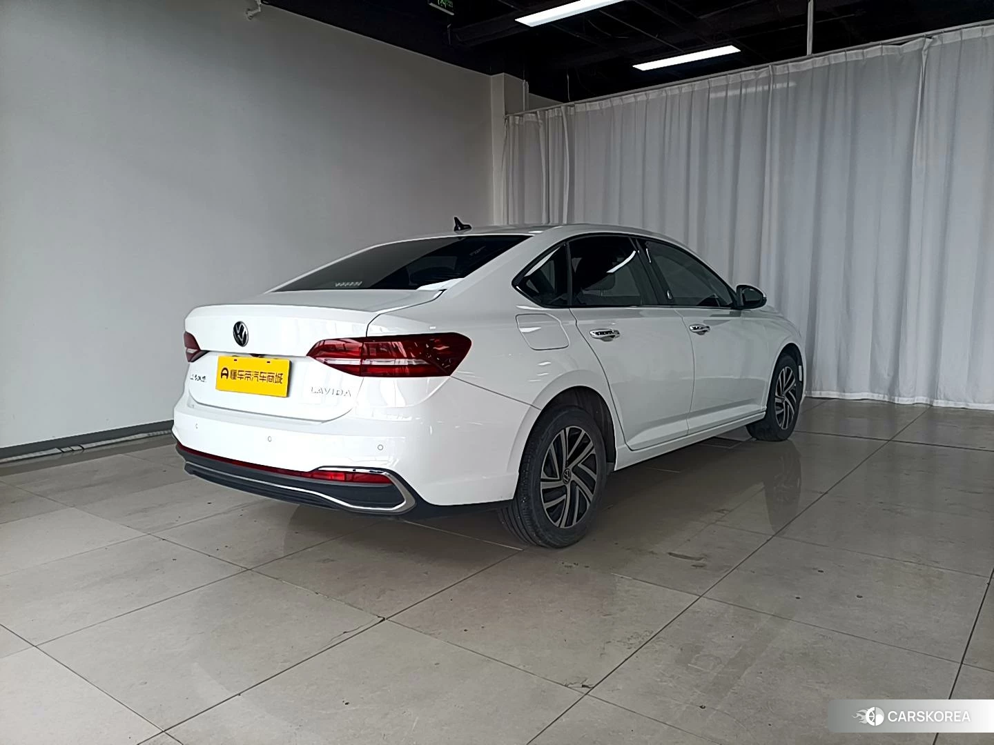 Volkswagen Lavida id 4486159 из Китая 8