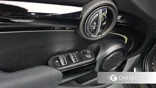 Mini Cooper S id 3280072 из Кореи 8