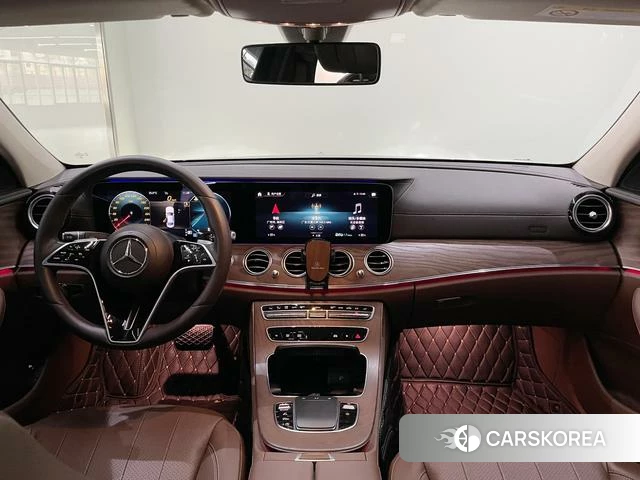 Mercedes-Benz E-class id 4368385 из Китая 8