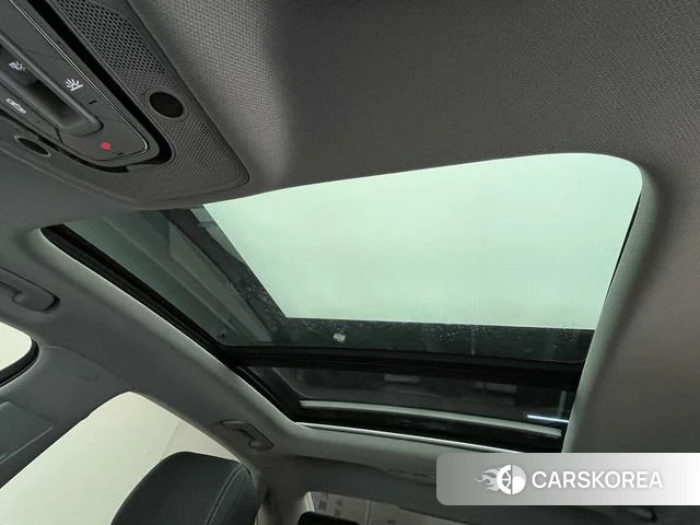 Audi A4L id 4299961 из Китая 8