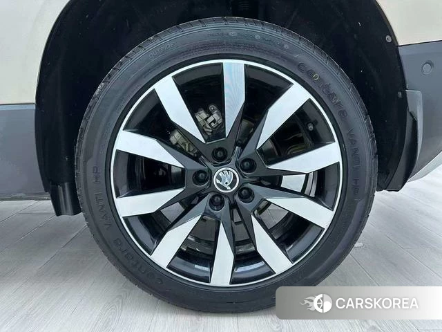 Skoda Krok id 4368084 из Китая 8