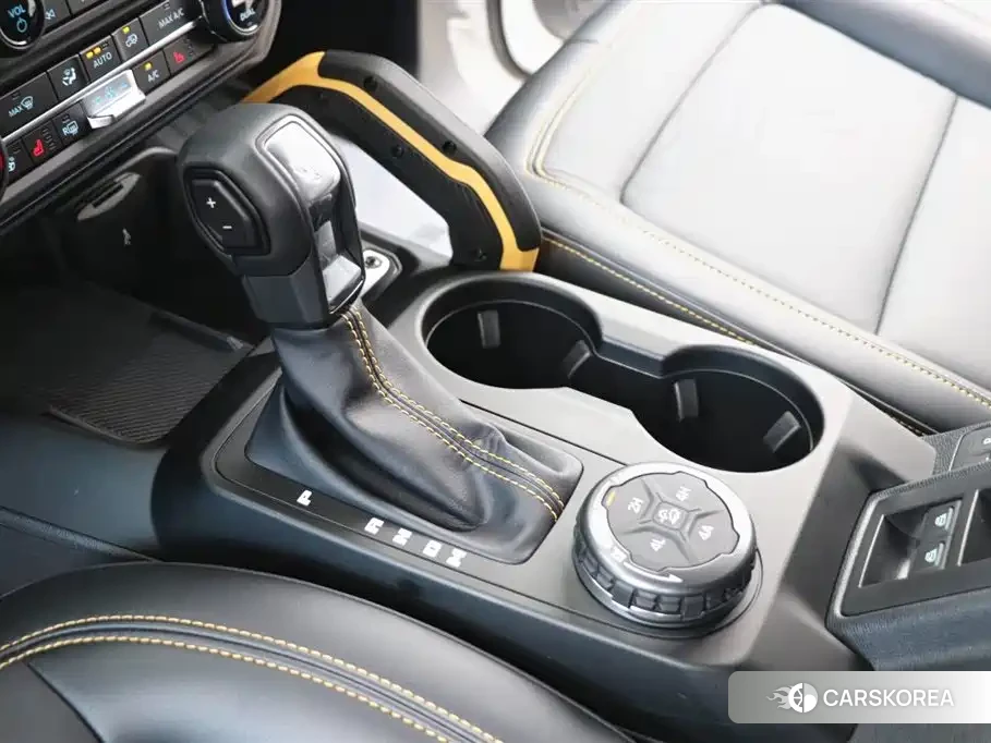 Ford Mustang id 4515387 из Китая 8