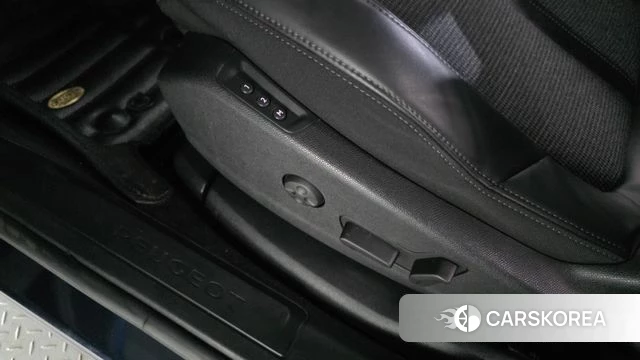 Peugeot 5008 second generation id 3829125 из Кореи 8