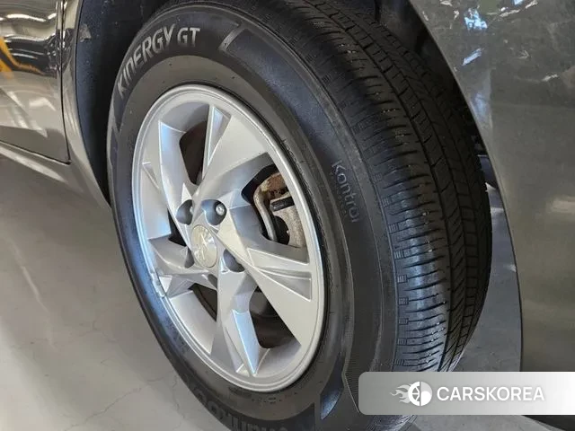 Hyundai Avante (CN7) id 3443693 из Кореи 8