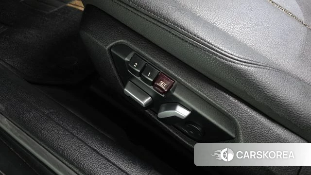BMW 3 Series (F30) id 4269238 из Кореи 8