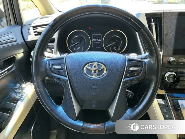 Toyota Elfa id 4272331 из Китая 8