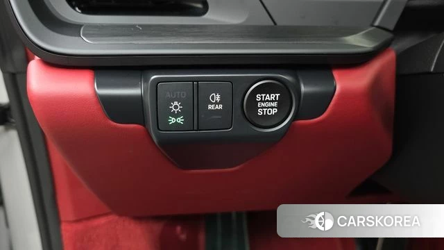 Porsche 911(992) id 4349112 из Кореи 8