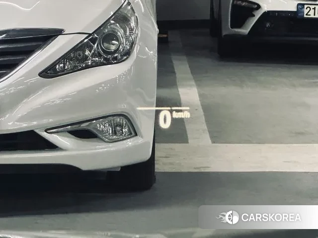 BMW 5 Series (G30) id 3620446 из Кореи 8