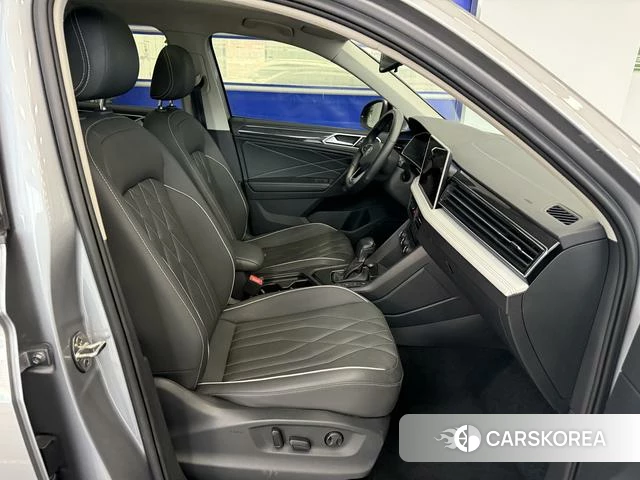 Volkswagen Tiguan L id 4307670 из Китая 8