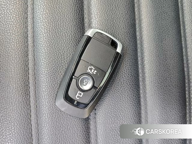 Ford Mondeo PHEV id 4213050 из Китая 8