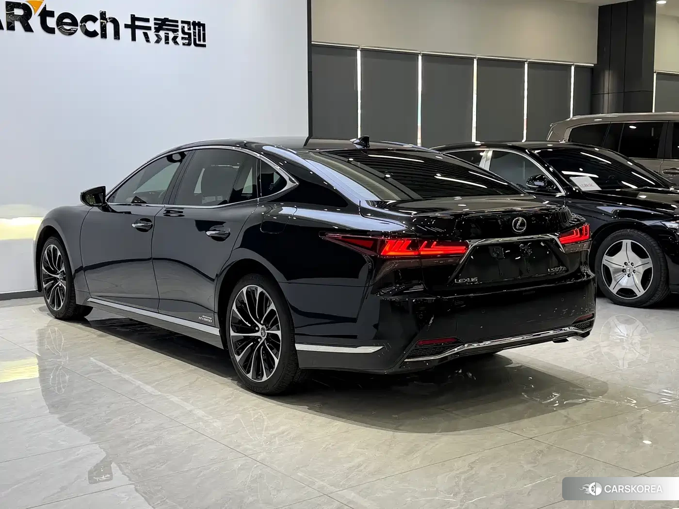 Lexus LS id 4601780 из Китая 8