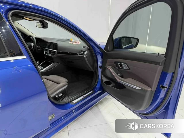 BMW 3 series id 4257522 из Китая 8