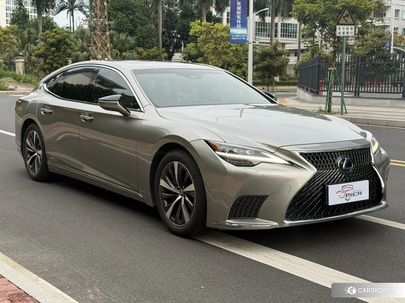 Lexus LS id 4413249 из Китая 8