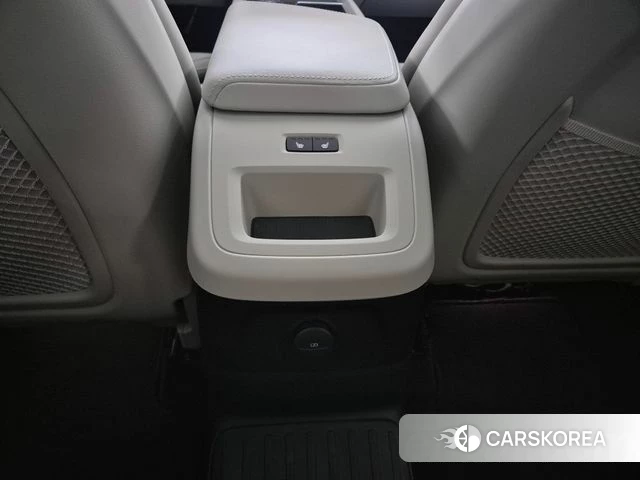 Volvo XC60 second Generation id 4279584 из Кореи 8