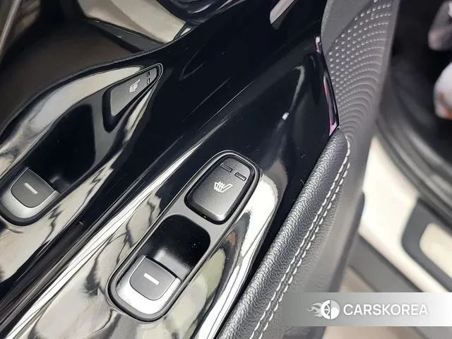 Kia Niro EV id 3192941 из Кореи 8