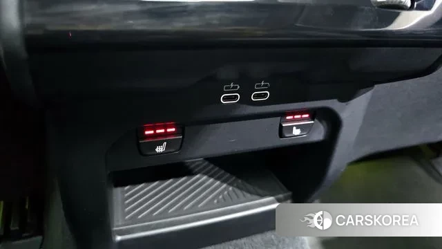 BMW 5 Series (G60) id 3472148 из Кореи 8