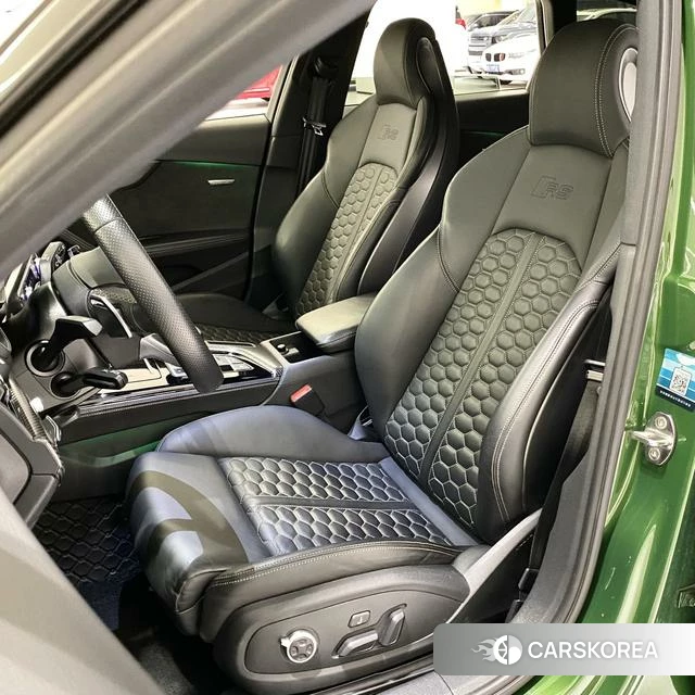 Audi RS 4 id 4222033 из Китая 8