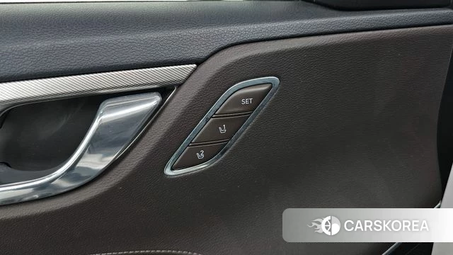 Hyundai The New Grandeur IG Hybrid id 4632513 из Кореи 8
