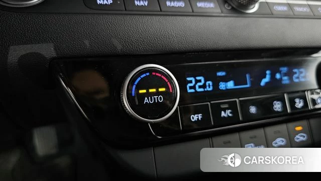 Hyundai Avante (CN7) id 4186882 из Кореи 8