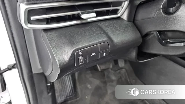 Hyundai Avante (CN7) id 3438130 из Кореи 8