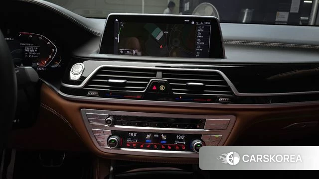 BMW 7 Series (G11) id 4930285 из Кореи 8