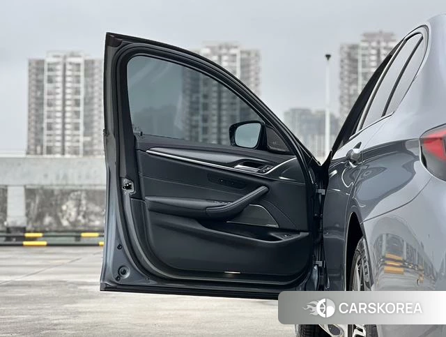 BMW 5 series (imported) id 4256059 из Китая 8