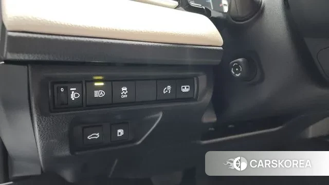 Toyota Camry (XV80) id 3571352 из Кореи 8