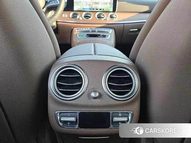 Mercedes-Benz E-Class W213 id 3472548 из Кореи 8