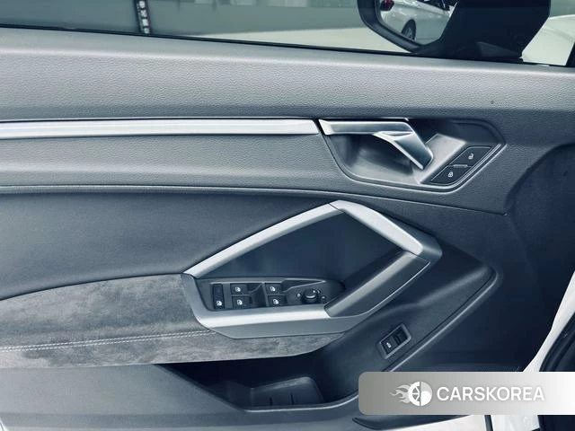 Audi Q3 Sportback id 4261714 из Китая 8
