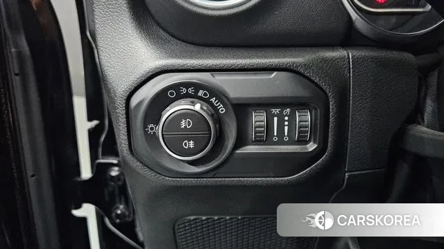 Jeep Wrangler (JL) id 3759973 из Кореи 8