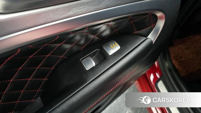 Genesis G70 id 3845279 из Кореи 8