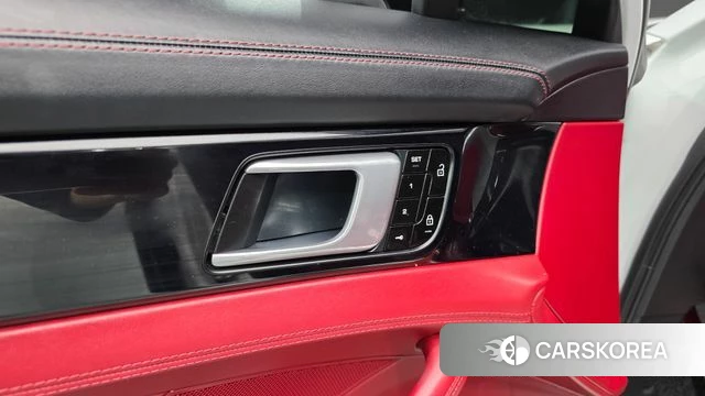 Porsche Panamera (971) id 3820063 из Кореи 8